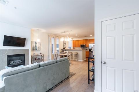7713 Frengle Ct, Cotati, CA 94931 photo 4