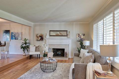 74 Terry Cir, Novato, CA 94947 photo 4