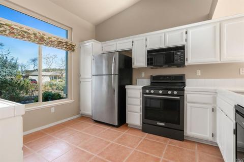 983 Ginkgo Pl, Windsor, CA 95492 photo 13