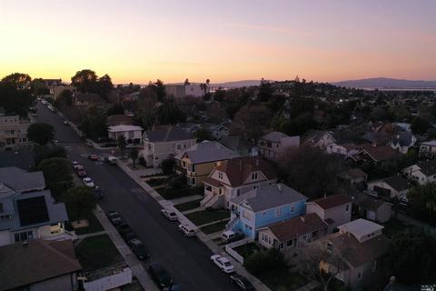 908 Capitol St, Vallejo, CA 94590 photo 2
