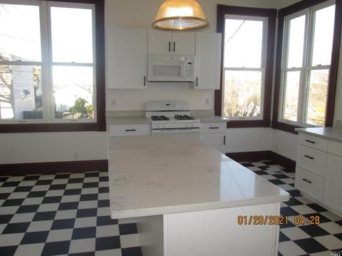 908 Capitol St, Vallejo, CA 94590 photo 9