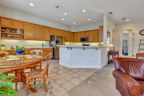 7917 Ruinart Ct, Vallejo, CA 94591 photo 8