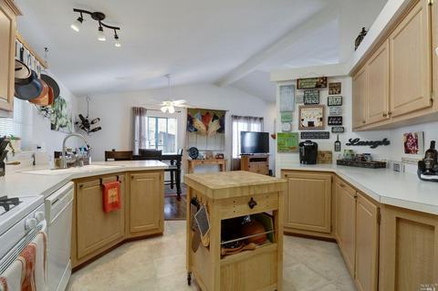 8105 B St, Windsor, CA 95492 photo 13