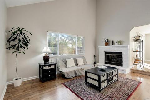 7982 Creekside Dr, Windsor, CA 95492 photo 6