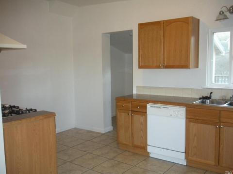 500 Cherry St, Vallejo, CA 94590 photo 3