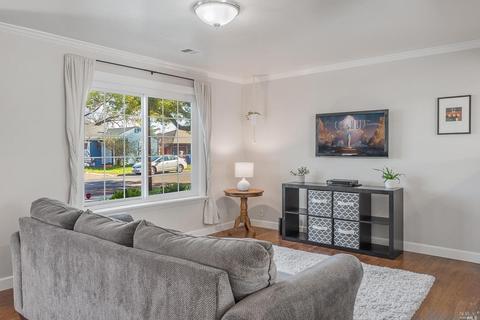 137 Dewitt Ave, Napa, CA 94558 photo 5