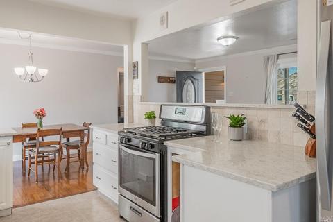 137 Dewitt Ave, Napa, CA 94558 photo 14