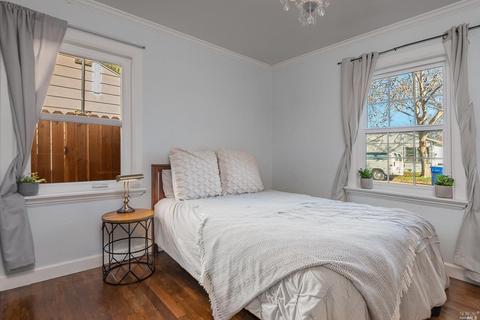 137 Dewitt Ave, Napa, CA 94558 photo 17