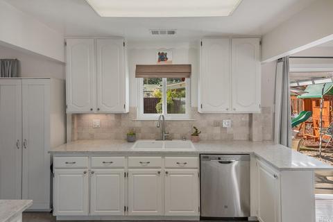 137 Dewitt Ave, Napa, CA 94558 photo 15