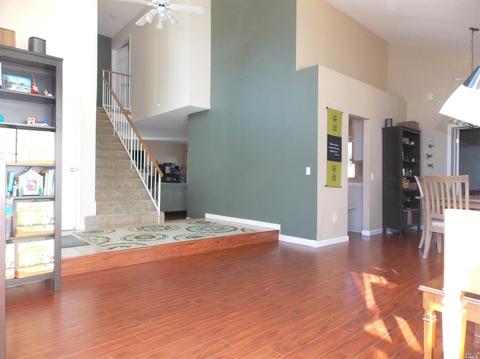180 Cornell St, Windsor, CA 95492 photo 12