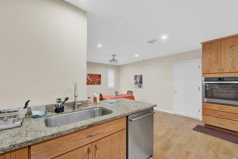 121 Merrimac Ct, Vallejo, CA 94589 photo 41