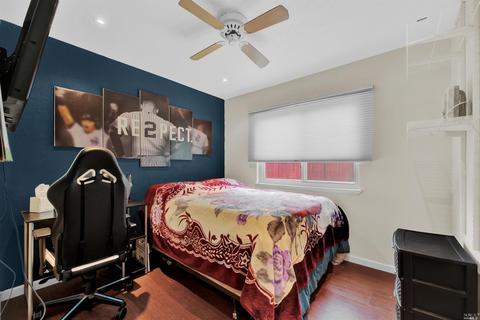 121 Merrimac Ct, Vallejo, CA 94589 photo 8