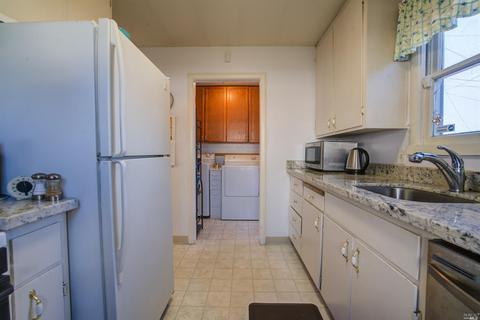 3008 Georgia St, Vallejo, CA 94591 photo 11