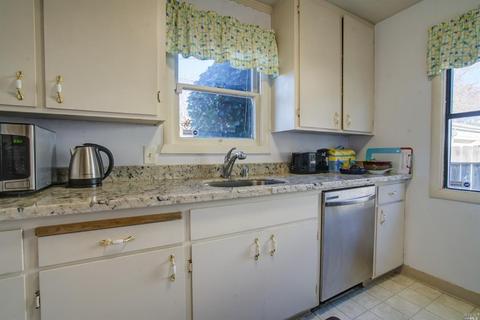3008 Georgia St, Vallejo, CA 94591 photo 12