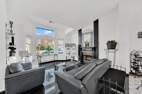 161 Crownpointe Dr, Vallejo, CA 94591 photo 9