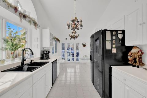 161 Crownpointe Dr, Vallejo, CA 94591 photo 21
