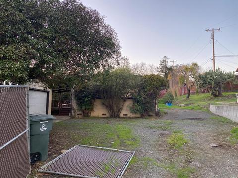 1313 Glen Cove Rd, Vallejo, CA 94591 photo 2