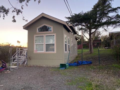 1313 Glen Cove Rd, Vallejo, CA 94591 photo 3