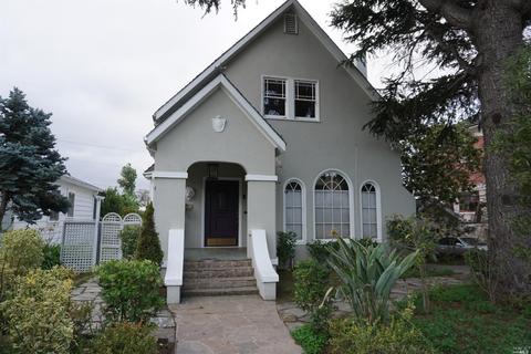 733 York St, Vallejo, CA 94590 photo 1