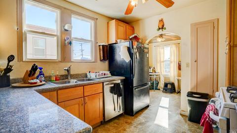 1446 Alabama St, Vallejo, CA 94590 photo 9