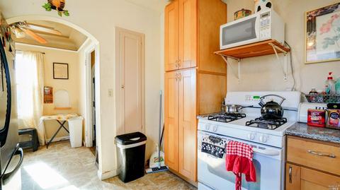 1446 Alabama St, Vallejo, CA 94590 photo 10