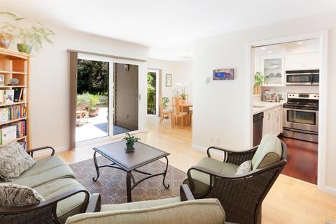 26 Willow Ln, Sausalito, CA 94965 photo 3