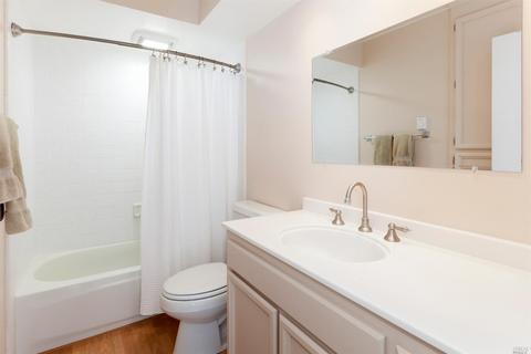 26 Willow Ln, Sausalito, CA 94965 photo 15