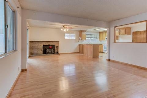 237 Daffodil Dr, Fairfield, CA 94533 photo 18