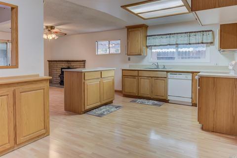 237 Daffodil Dr, Fairfield, CA 94533 photo 11