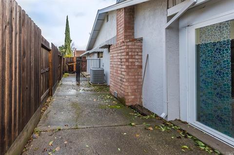237 Daffodil Dr, Fairfield, CA 94533 photo 45