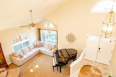 2402 Las Hadas Ct, Fairfield, CA 94534 photo 33