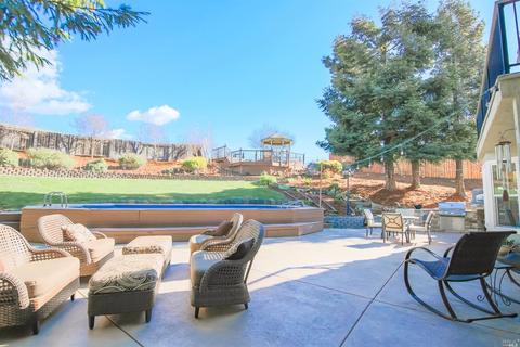 2402 Las Hadas Ct, Fairfield, CA 94534 photo 68