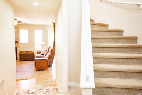 2402 Las Hadas Ct, Fairfield, CA 94534 photo 10