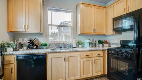 32 Lipton Way, Cotati, CA 94931 photo 18