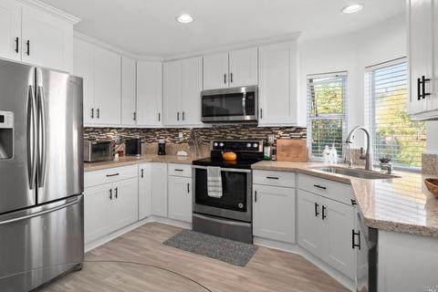 148 Joel Ct, Vallejo, CA 94591 photo 6