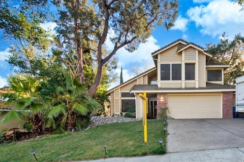 212 Grey Wolf Dr, Vacaville, CA 95688 photo 1