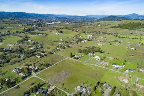 880 Red Tail Rd, Healdsburg, CA 95448 photo 37