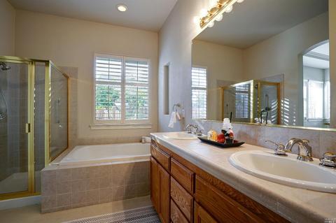 1197 Rochioli Dr, Windsor, CA 95492 photo 25