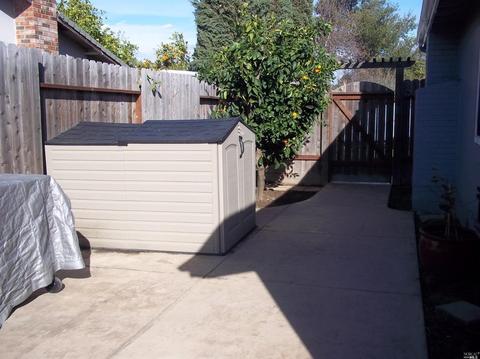1073 Sparrow Ln, Fairfield, CA 94533 photo 35