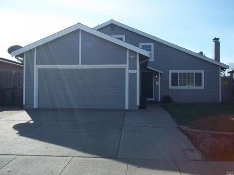 1073 Sparrow Ln, Fairfield, CA 94533 photo 2