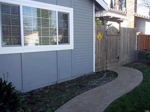 1073 Sparrow Ln, Fairfield, CA 94533 photo 5