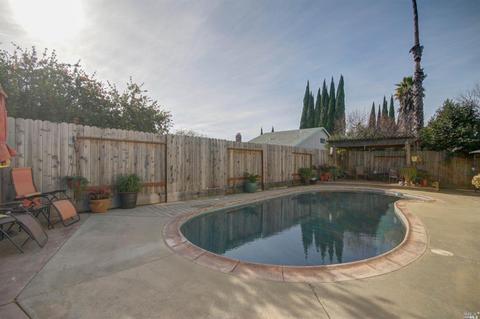 1073 Sparrow Ln, Fairfield, CA 94533 photo 6