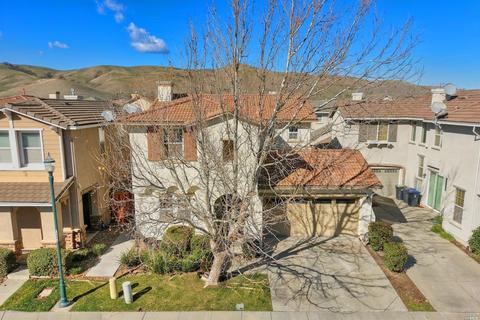 2420 Hanson Dr, Fairfield, CA 94533 photo 2