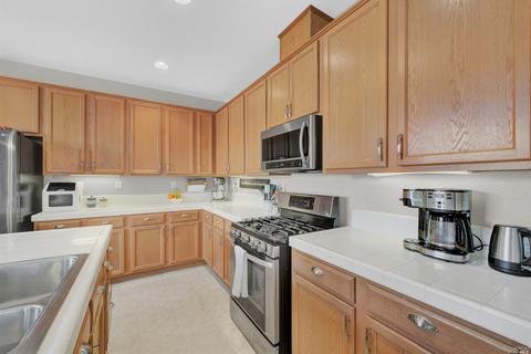 2420 Hanson Dr, Fairfield, CA 94533 photo 17