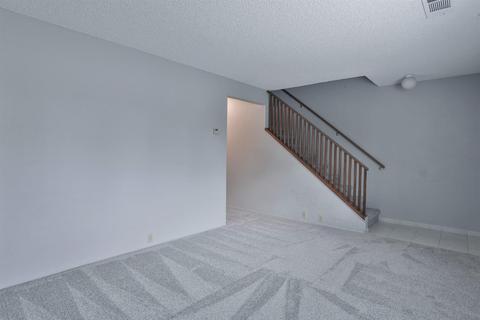 1599 Drake Dr, Davis, CA 95616 photo 3