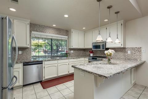 110 Almond Dr, Winters, CA 95694 photo 5