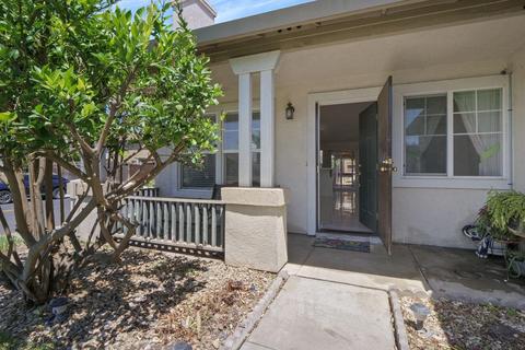 801 Limestone Ave, Lathrop, CA 95330 photo 5
