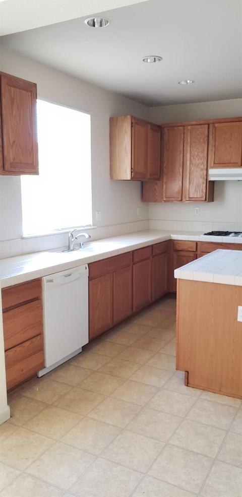 1301 Oasis Ln, Patterson, CA 95363 photo 14