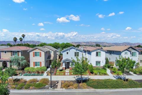 716 W Main St, Winters, CA 95694 photo 5