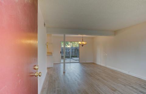 1811 Sycamore Ln, Davis, CA 95616 photo 4